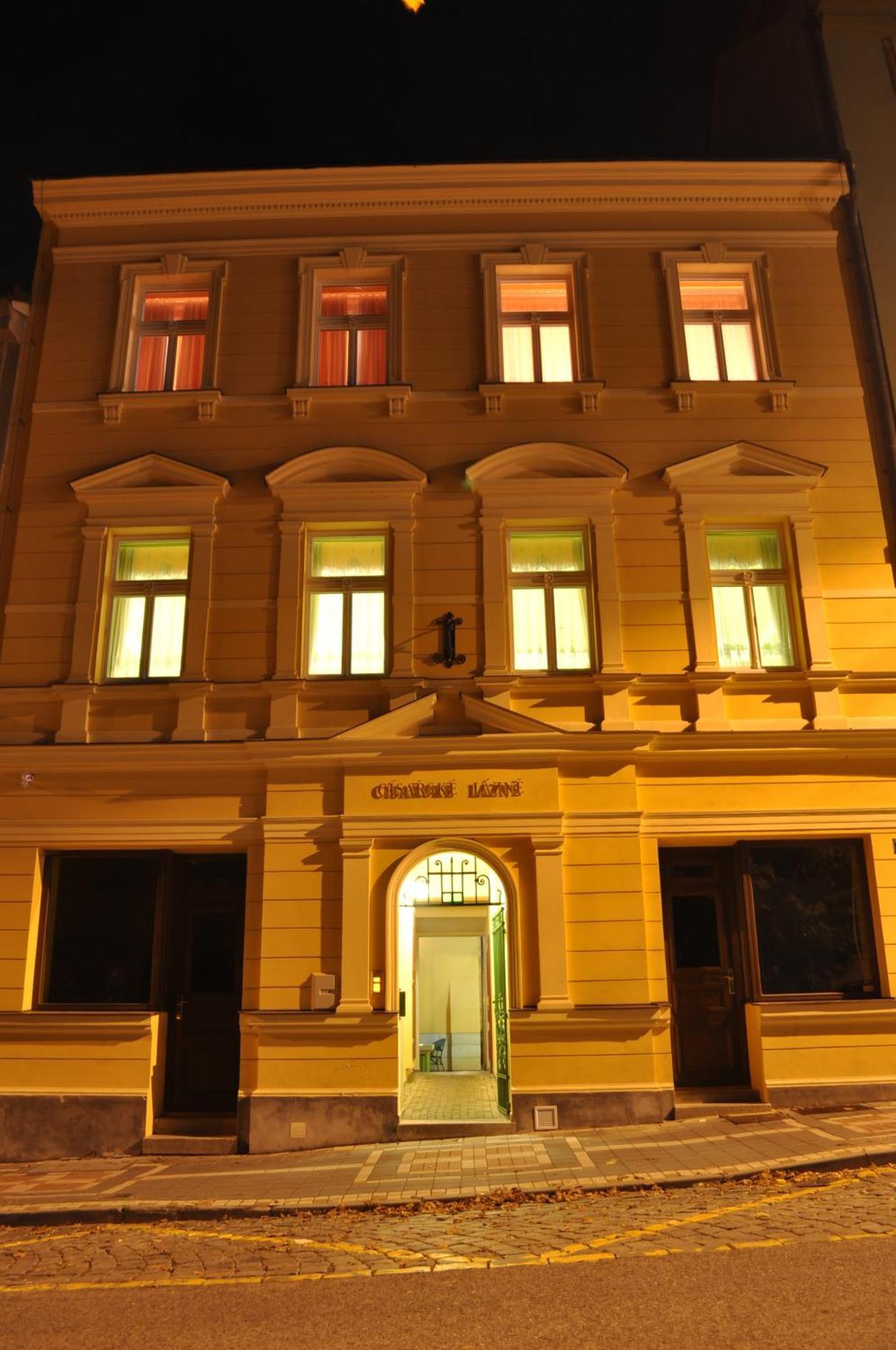 Jičín Pension Imperial Spa מראה חיצוני תמונה