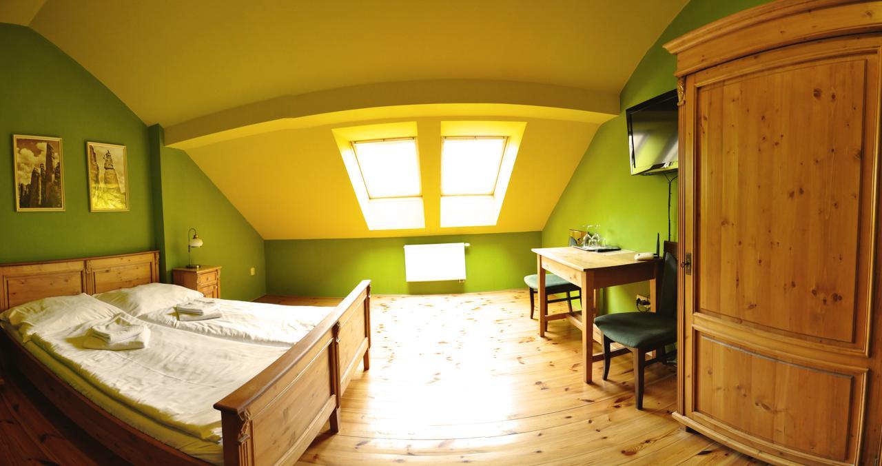 Jičín Pension Imperial Spa מראה חיצוני תמונה