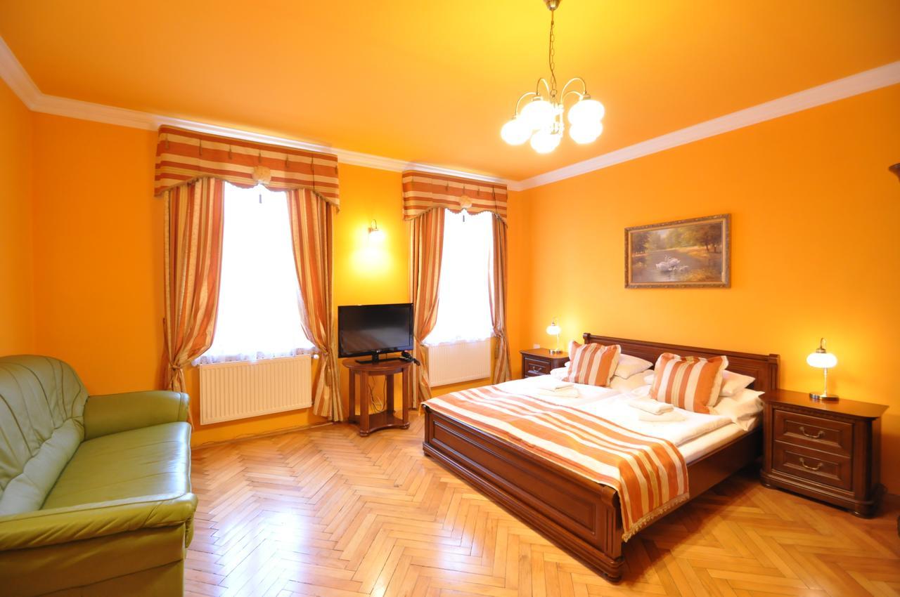 Jičín Pension Imperial Spa מראה חיצוני תמונה